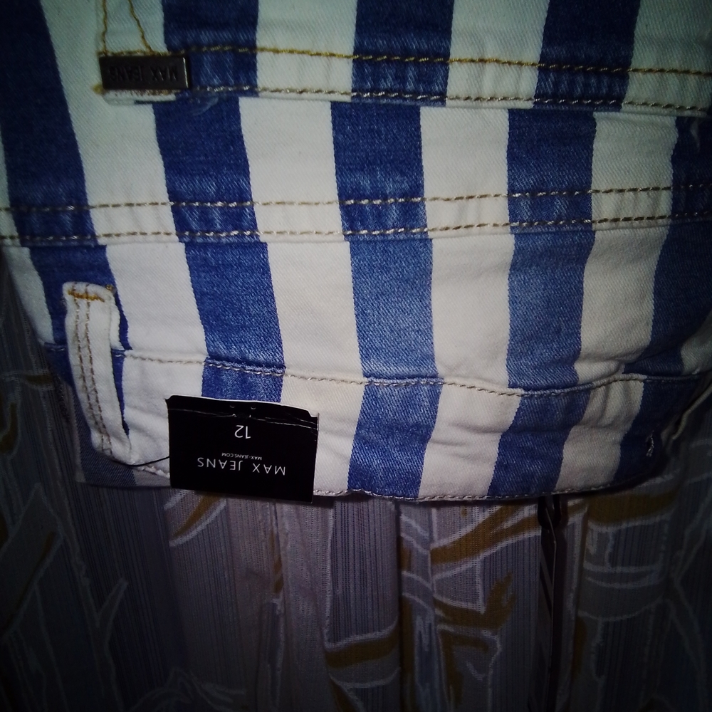 Max Jeans Navy and Cream Striped Shorts